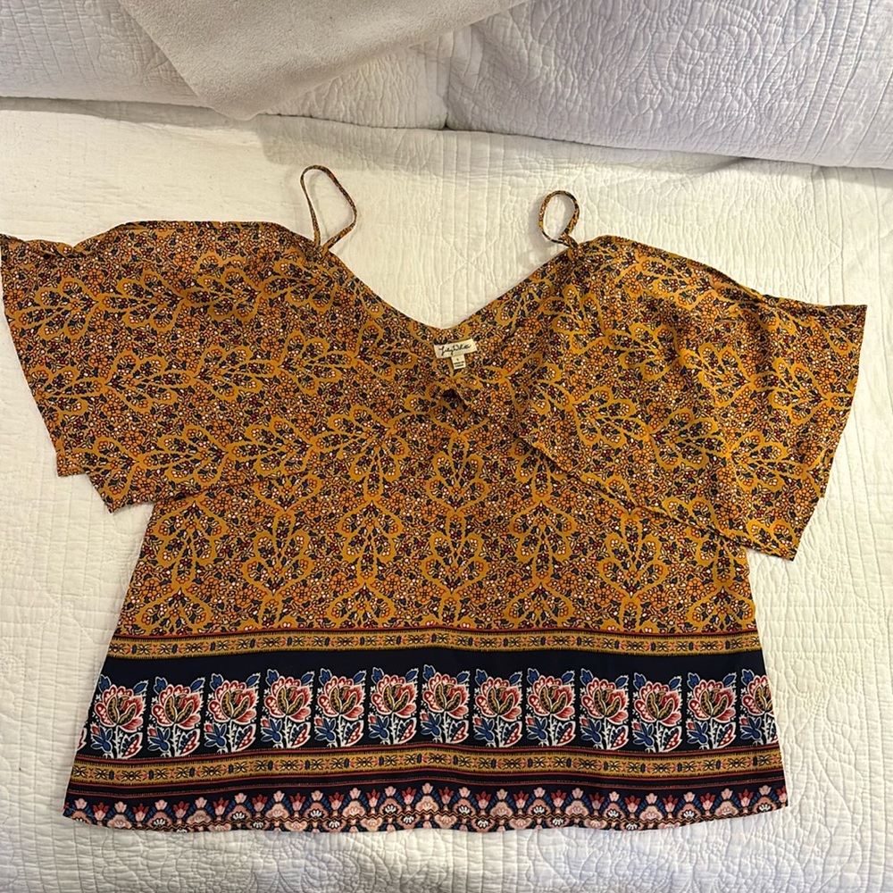 Lily White Sleeveless Blouse Size Large